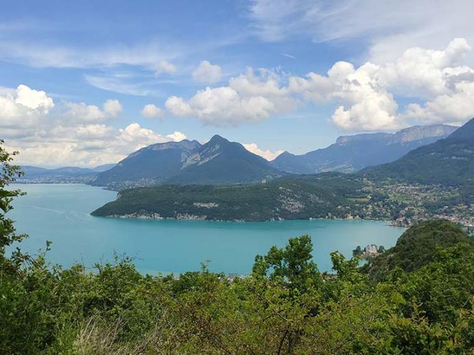 Le lac d'annecy