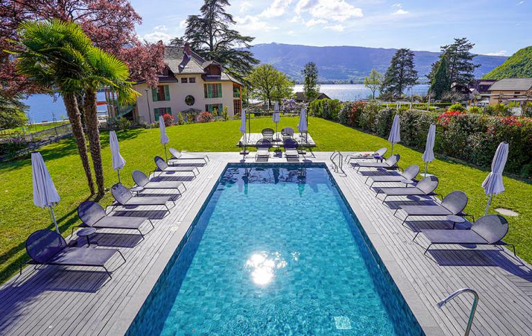 hotel le mouton bleu piscine