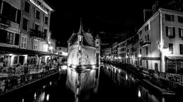 annecy le palais de l'isle