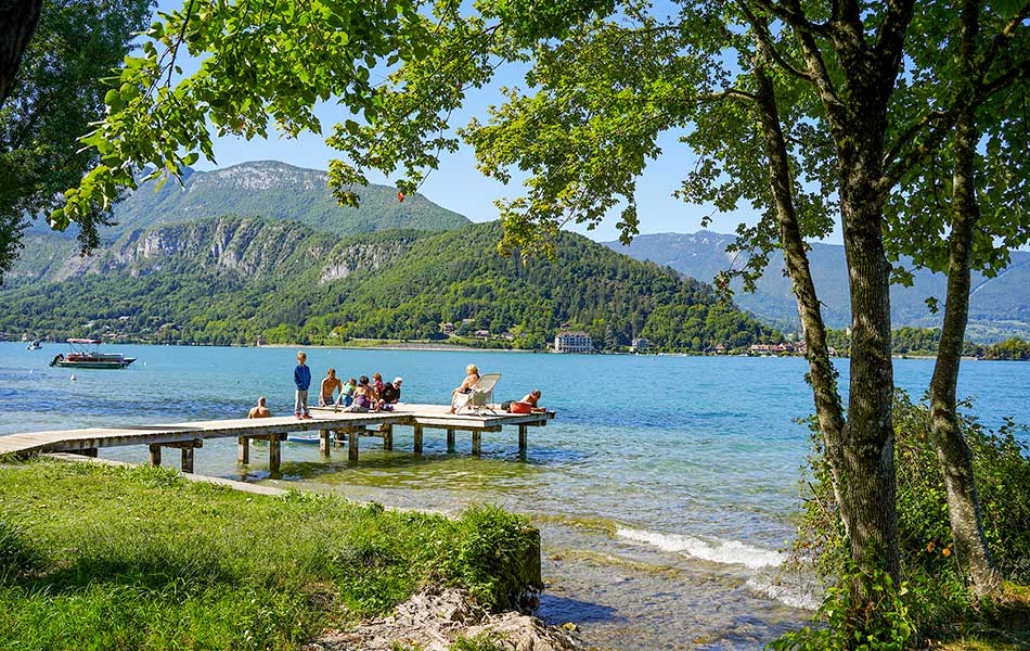 camping du lac annecy vue sur le lac