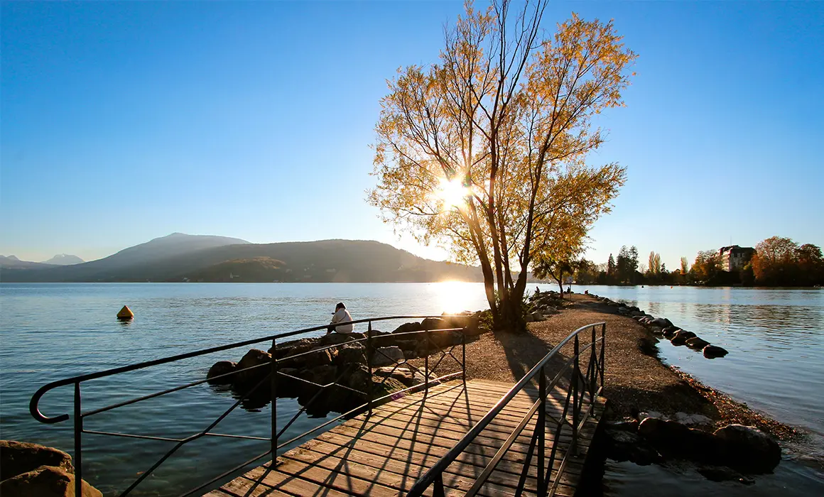 Lac d'annecy en automne