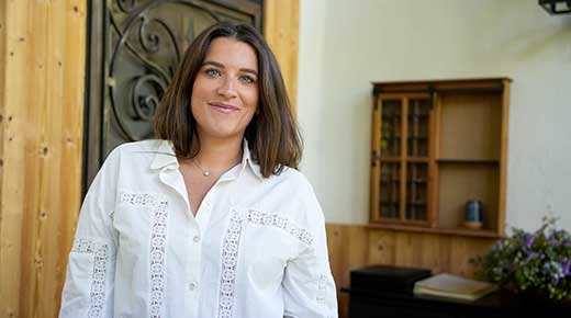 justine le mouton bleu annecy