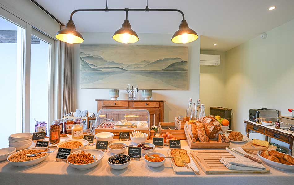 hotel le mouton bleu annecy buffet